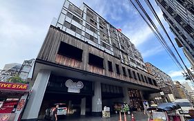 โรงแรมไวท์ พาเลซ